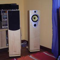 Diffusori Wharfedale Pacific EVO 20 da pavimento