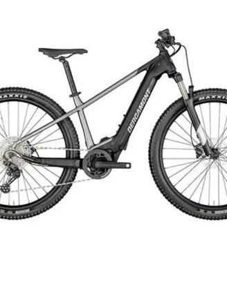 Bici elettrica bergamont e revox sport
