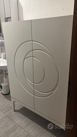 credenza in legno bianco