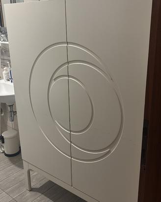 credenza in legno bianco