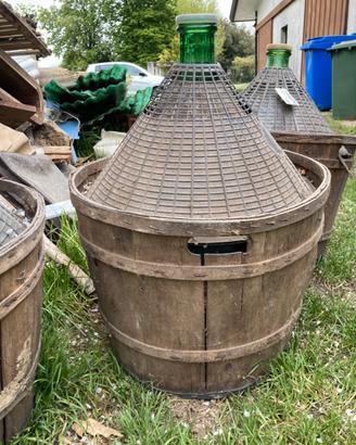 Damigiane di varie misure 54lt. 34lt