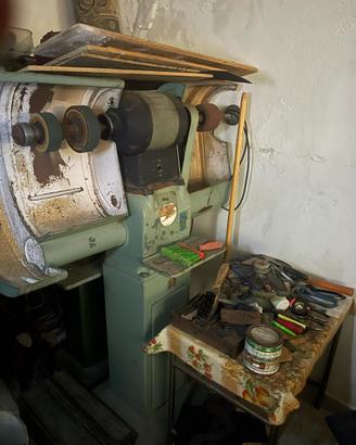Rifinaggio per scarpe