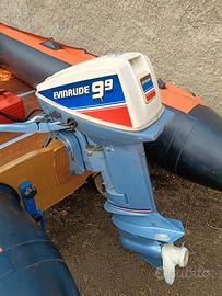 Gommone Lomac 380 con fuoribordo Evinrude 9.9