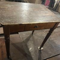 Antico tavolino da caffè rettangolare in legno