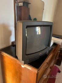 Televisione 16 pollici