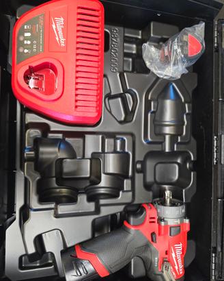 trapano avvitatore milwaukee