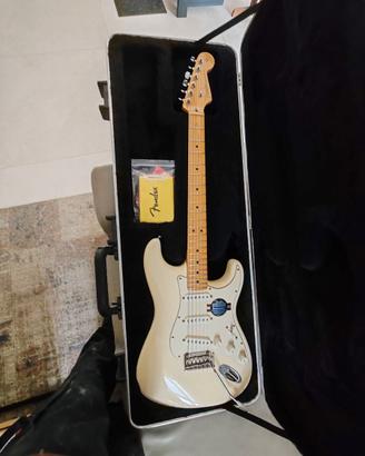 Fender  Stratocaster Olimpic White  2008