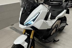 Honda XADV 750