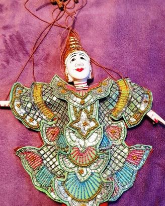 Marionetta orientale in ceramica alta 38 cm