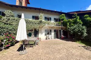 3 LOCALI A ROSTA