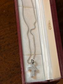 COLLANA CON CROCE IN ORO BIANCO E DIAMANTI