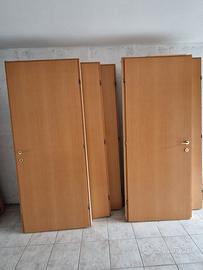 Sei porte complete di telaio