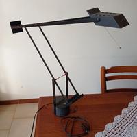 Lampada Artemide da scrivania - Tizio