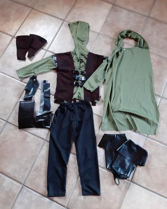 vestito da Robin hood o arciere medievale