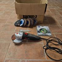 Smerigliatrice angolare Skil