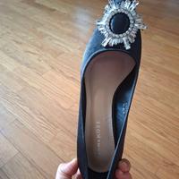 Scarpe con tacco basso nere