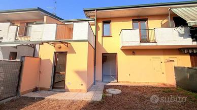 Villetta a schiera di 103 m² con 3 locali e box au