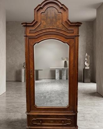 Armadio Antico Luigi Filippo in Noce – XIX Secolo