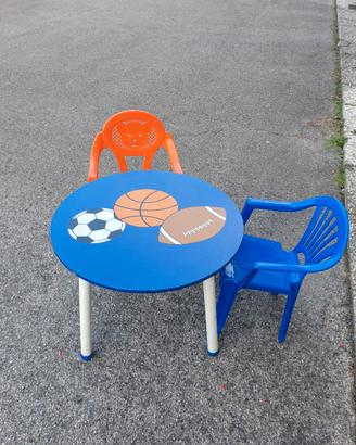 tavolino in legno per bambini + due sedioline