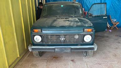 lada niva