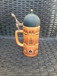 Boccale birra tedesco Frauenkirche Monaco",
