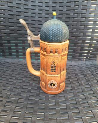 Boccale birra tedesco Frauenkirche Monaco",