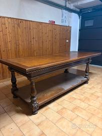 Tavolo studio professionale