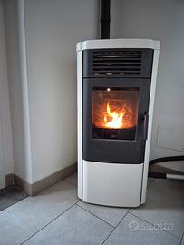 Stufa a pelle Edilkamin 9 kw