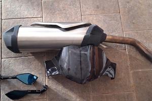 Terminale, cupolino, specchietti  TriumphTiger 800