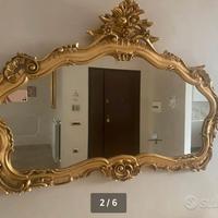 Specchiera con cornice oro