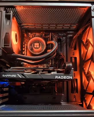 PC Gaming FullHd Alto/Ultra raffreddato a liquido