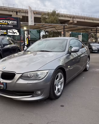 BMW serie 3 320d coupè - 2011