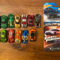13 macchinine hotwheels piu 2 in scatola nuove