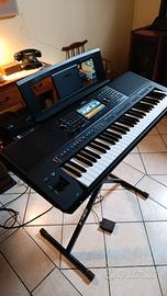 Yamaha PSR SX900