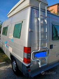 Camper van furgonato 