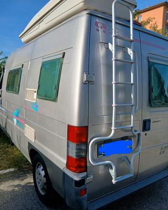 Camper van furgonato 