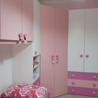 Cameretta bambina e ragazza rosa, magenta e bianca