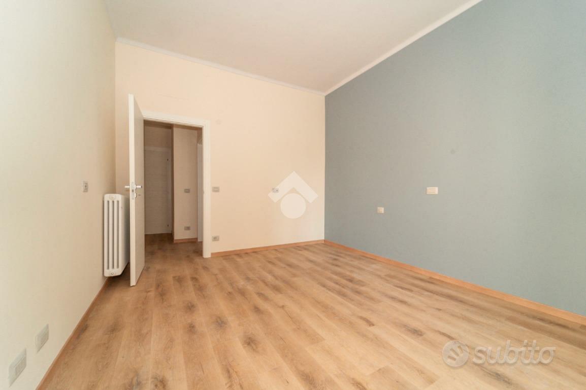 3 LOCALI A TORINO - Vista 3