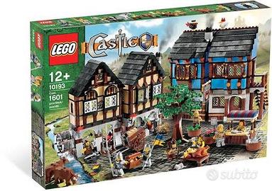 Lego 10193 Villaggio Medievale
