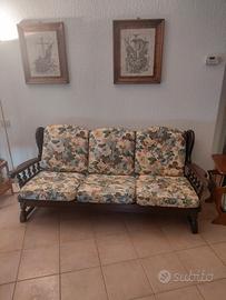 divano tre posti 