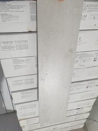 Gres porcellanato/Piastrelle effetto parquet