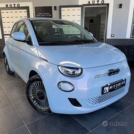 Fiat 500 500e Berlina 42 kWh Icon
