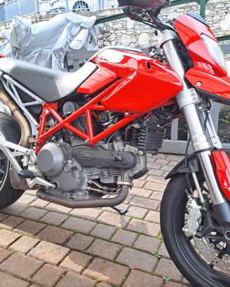 ducati Hypermotard 1100