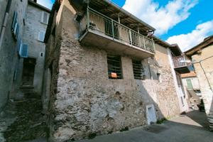 Rustico da ristrutturare in alta valsassina