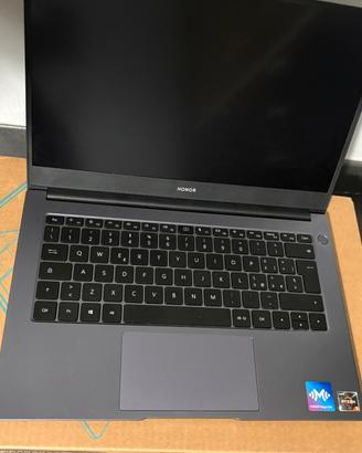 HONOR MagicBook 14
