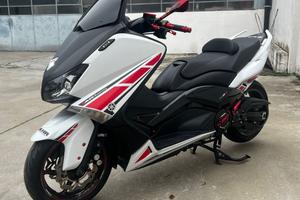 Yamaha TMAX 530