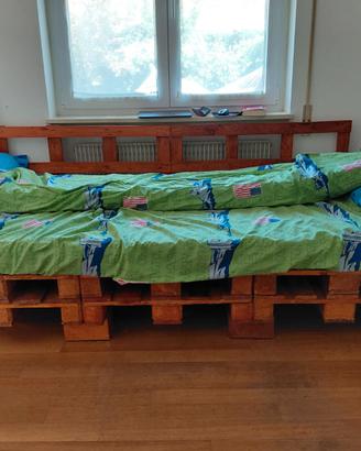 Divano da salotto pallet