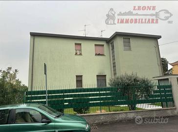 Immobile di 90 m² a Dresano