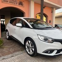 Renault Scenic Scénic dCi 8V 110 CV EDC Energy Bos