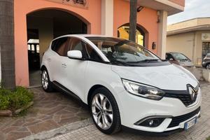 Renault Scenic Scénic dCi 8V 110 CV EDC Energy Bos